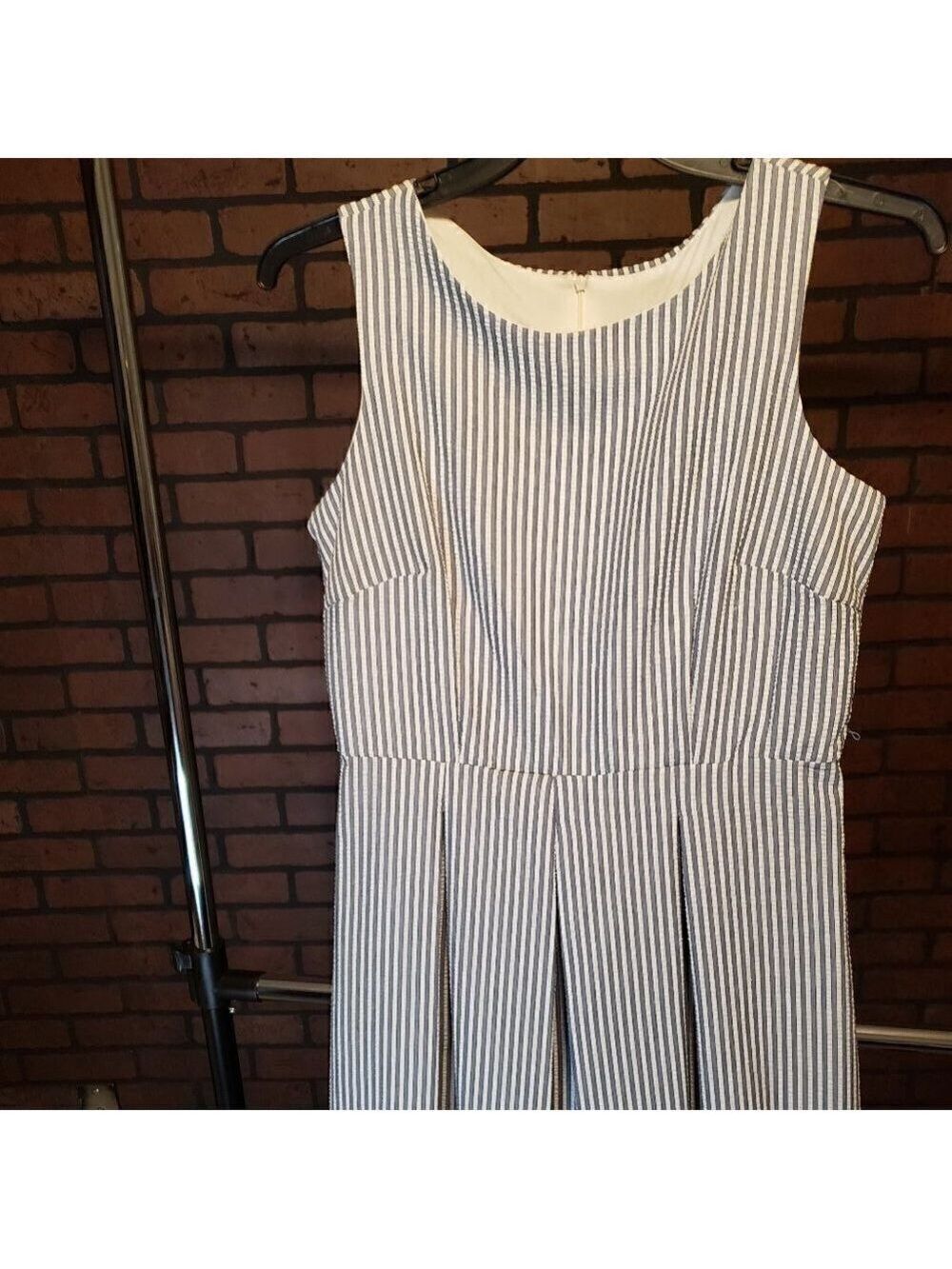 Madison Leigh Blue Seersucker dress with Lace trim - Picture 4 of 13